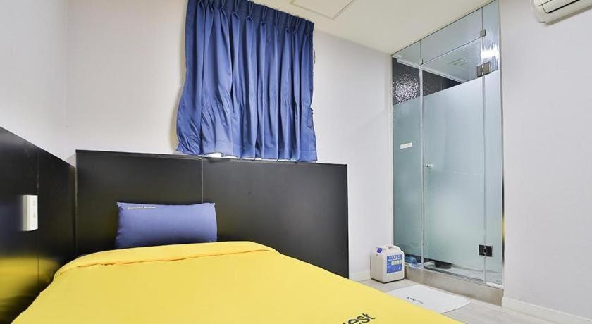 Ekonomy Hotel Nampo Busan Eksteriør bilde